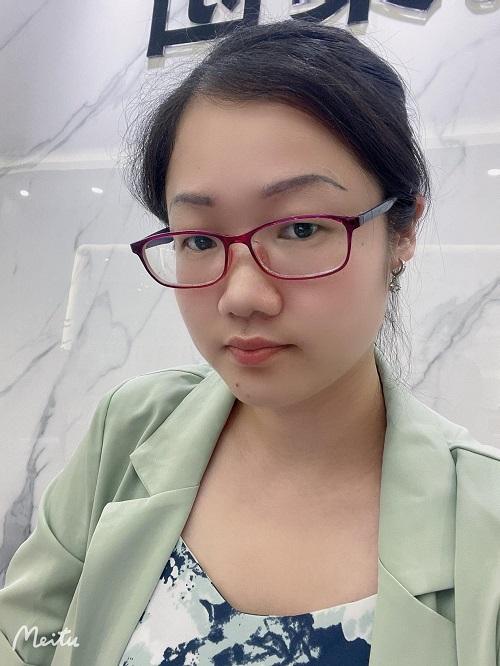 行政經理曾秋嫻