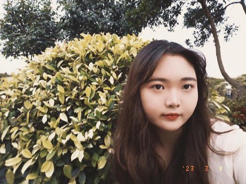 外貿部李玲艷